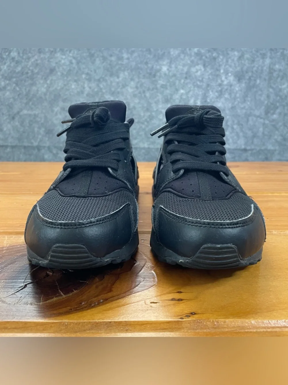 Nike Air Huarache Shoes Boys Size 6.5Y Triple Black Shoes Sneakers 654275-016‎